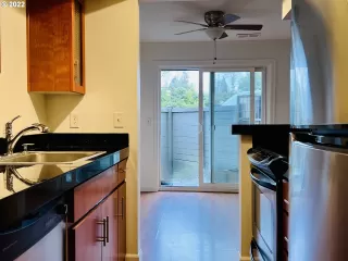 Photo #4: 22675954 Listing 