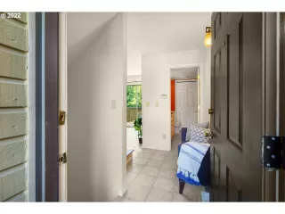 Photo #2: 22679508 Listing