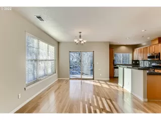 Photo #1: 22679739 Listing 