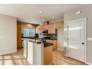 Photo #5: 22679739 Listing 