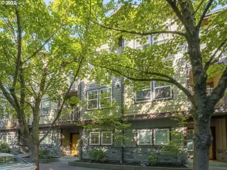 Photo #1: 22680063 Listing 