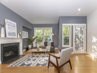 Photo #4: 22680063 Listing 