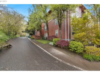 Photo #6: 22680273 Listing 