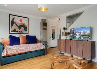 Photo #3: 22680311 Listing 