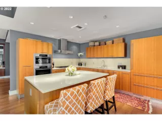 Photo #6: 22680438 Listing 