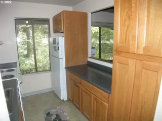 Photo #5: 22680706 Listing