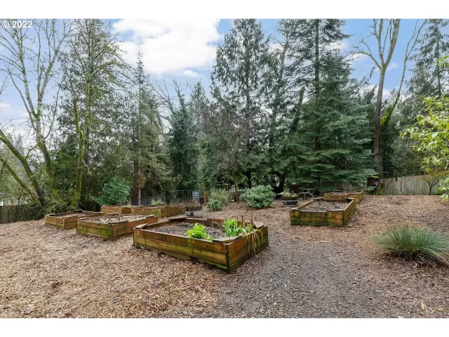 MLS: 22680718 Condo For Sale