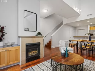 Photo #2: 22681837 Listing