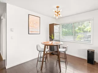 Photo #6: 22682015 Listing