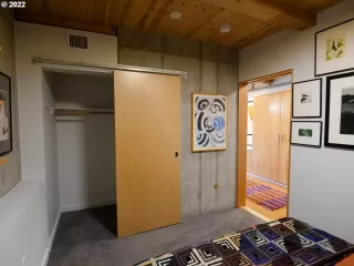 Photo #4: 22682730 Listing