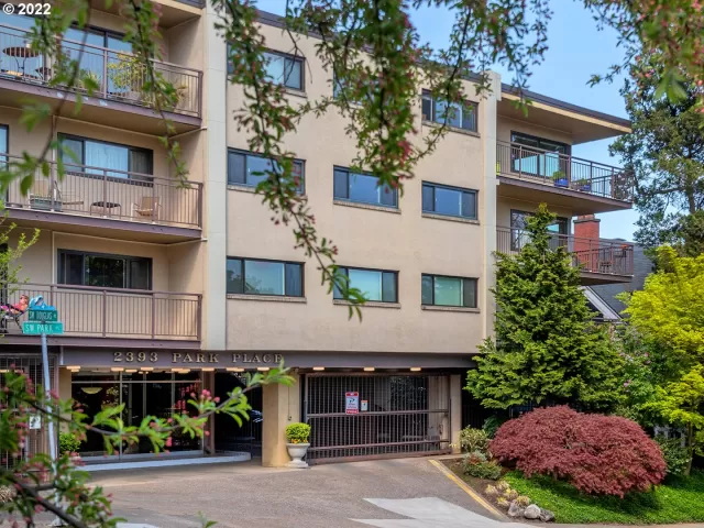 MLS: 22682820 Condo For Sale