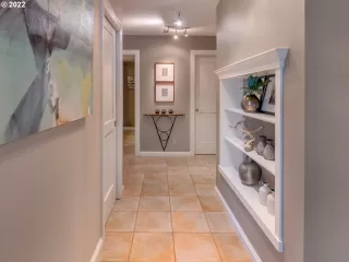 Photo #1: 22682820 Listing