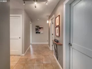 Photo #2: 22682820 Listing