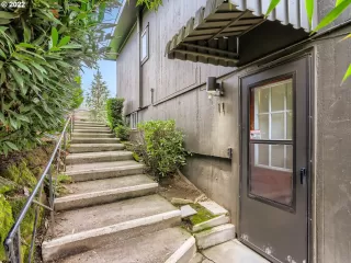 Photo #1: 22684720 Listing 