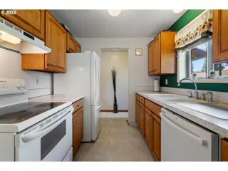 Photo #3: 22684820 Listing 