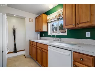 Photo #4: 22684820 Listing 