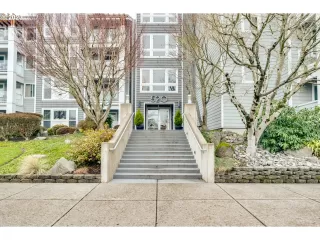 Photo #2: 22685530 Listing 