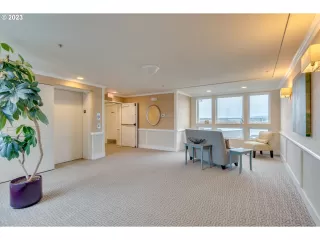 Photo #4: 22685530 Listing 