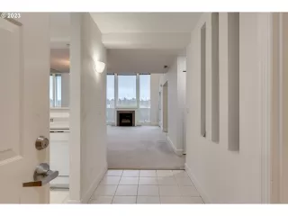 Photo #6: 22685530 Listing 