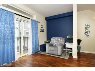 Photo #6: 22685775 Listing