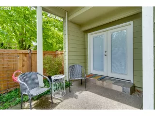 Photo #6: 22686031 Listing
