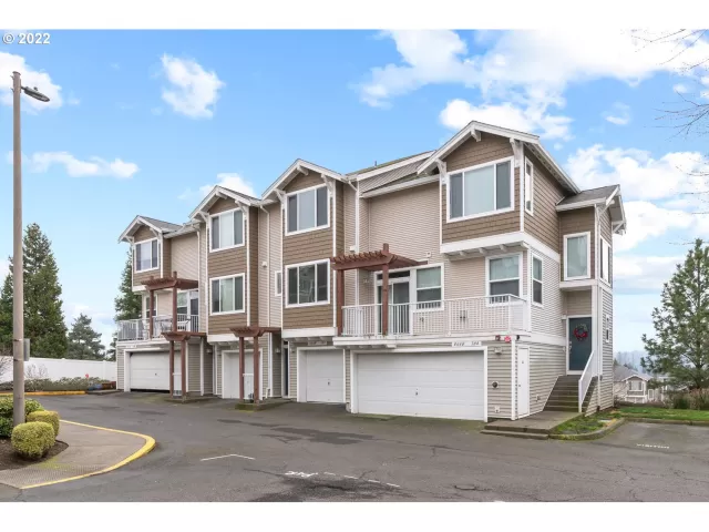 MLS: 22686462 Condo For Sale