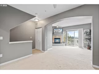 Photo #2: 22686462 Listing