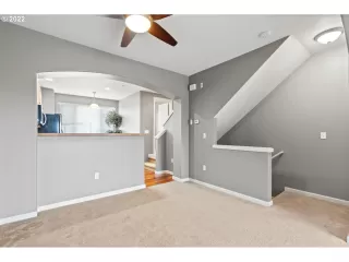 Photo #3: 22686462 Listing