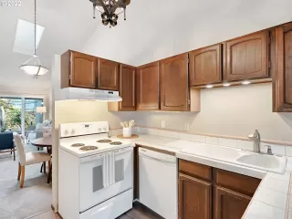 Photo #2: 22687547 Listing