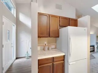 Photo #3: 22687547 Listing