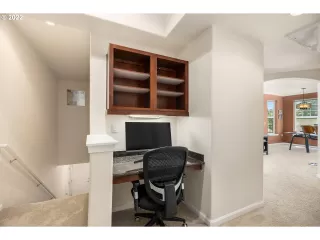 Photo #5: 22687992 Listing