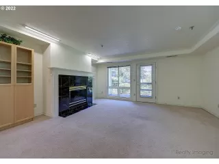 Photo #3: 22688299 Listing