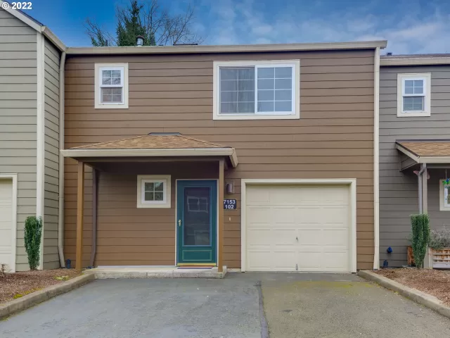 MLS: 22688353 Condo For Sale