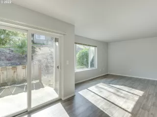 Photo #3: 22688353 Listing 