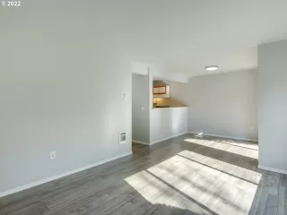 Photo #6: 22688353 Listing 