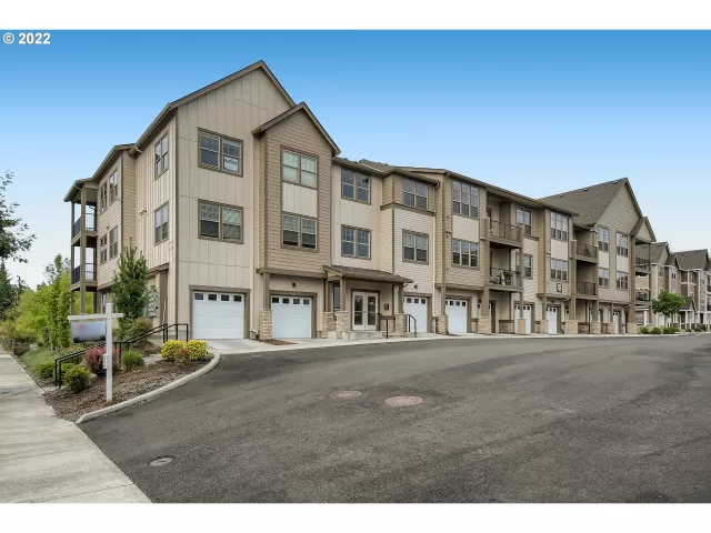 MLS: 22688426 Condo For Sale