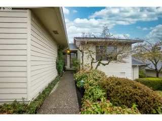 Photo #1: 22690165 Listing 