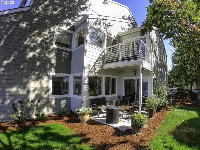 MLS: 22690169 Condo For Sale