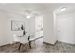 Photo #3: 22690608 Listing 