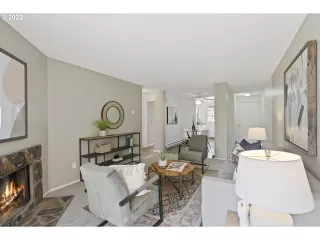 Photo #6: 22690608 Listing 