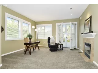 Photo #6: 22690645 Listing