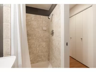 Photo #4: 22691306 Listing 