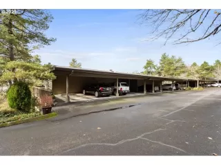 Photo #3: 22691428 Listing