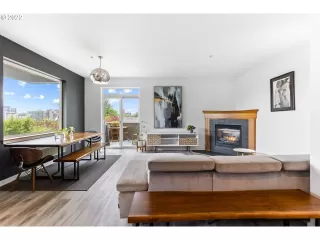 Photo #2: 22692028 Listing 