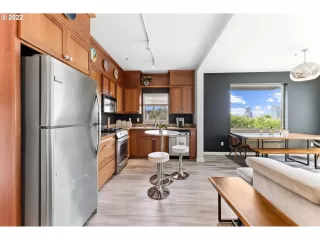 Photo #3: 22692028 Listing 