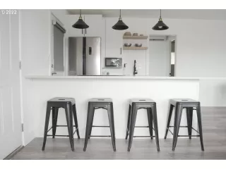 Photo #4: 22692464 Listing