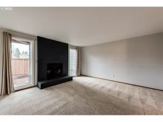 Photo #3: 22693419 Listing