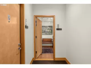 Photo #2: 22693652 Listing