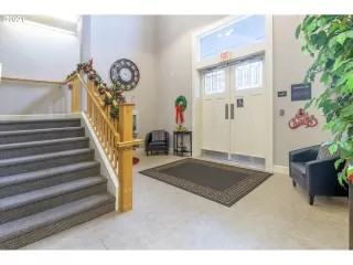 Photo #4: 22693657 Listing