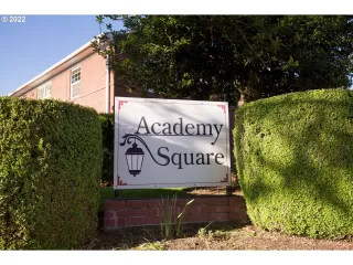 Photo #2: 22693871 Listing